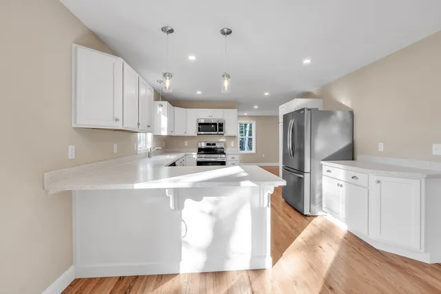 $699,000 | 18 Columbine Road, Mansfield, MA 02048