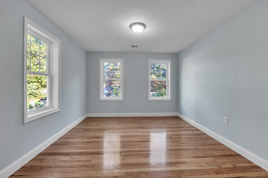18 Columbine Road Mansfield, MA 02048 - Photo 29 of 40 Gallery Image 29