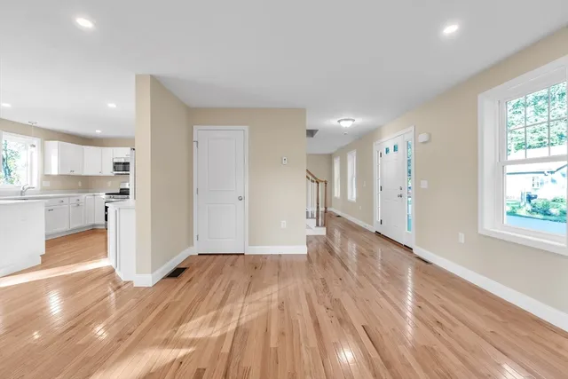 $699,000 | 18 Columbine Road, Mansfield, MA 02048