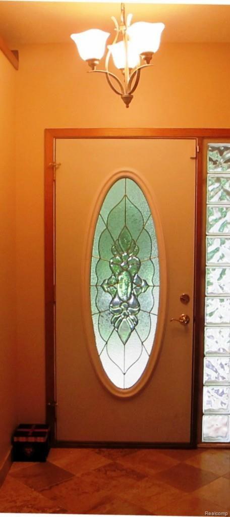 1350 East Schafer Road Pinckney, MI 48169 - Photo 3 of 51 Front entry