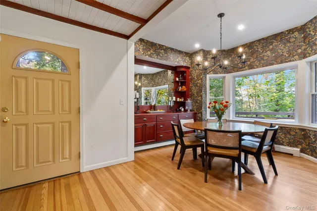 $750,000 | 20 Ridge Lane, Mahopac, NY 10541