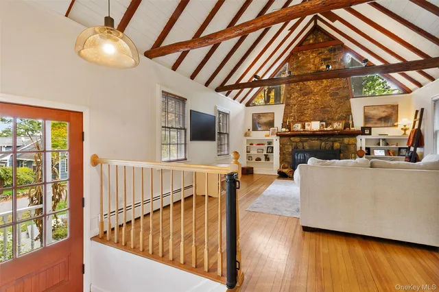 $750,000 | 20 Ridge Lane, Mahopac, NY 10541