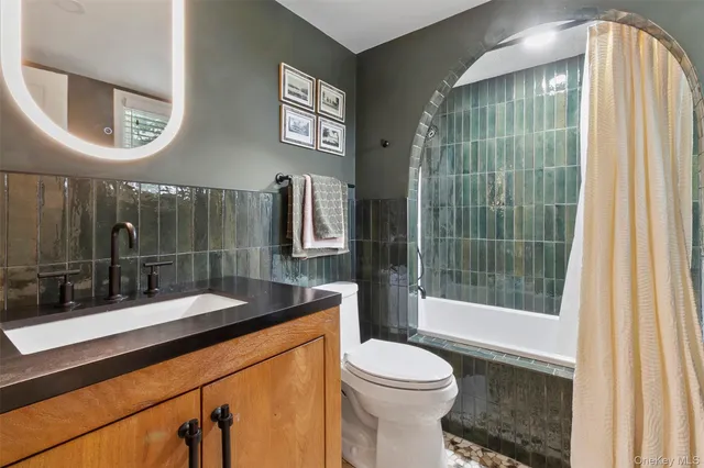 $750,000 | 20 Ridge Lane, Mahopac, NY 10541