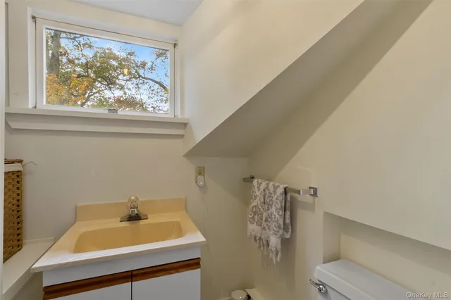 $750,000 | 20 Ridge Lane, Mahopac, NY 10541