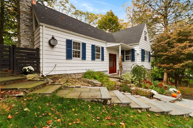 $750,000 | 20 Ridge Lane, Mahopac, NY 10541