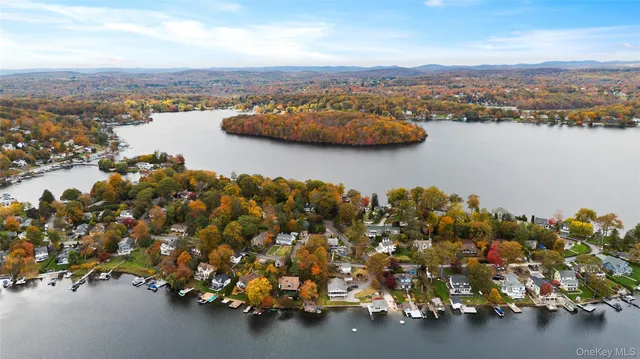 $750,000 | 20 Ridge Lane, Mahopac, NY 10541