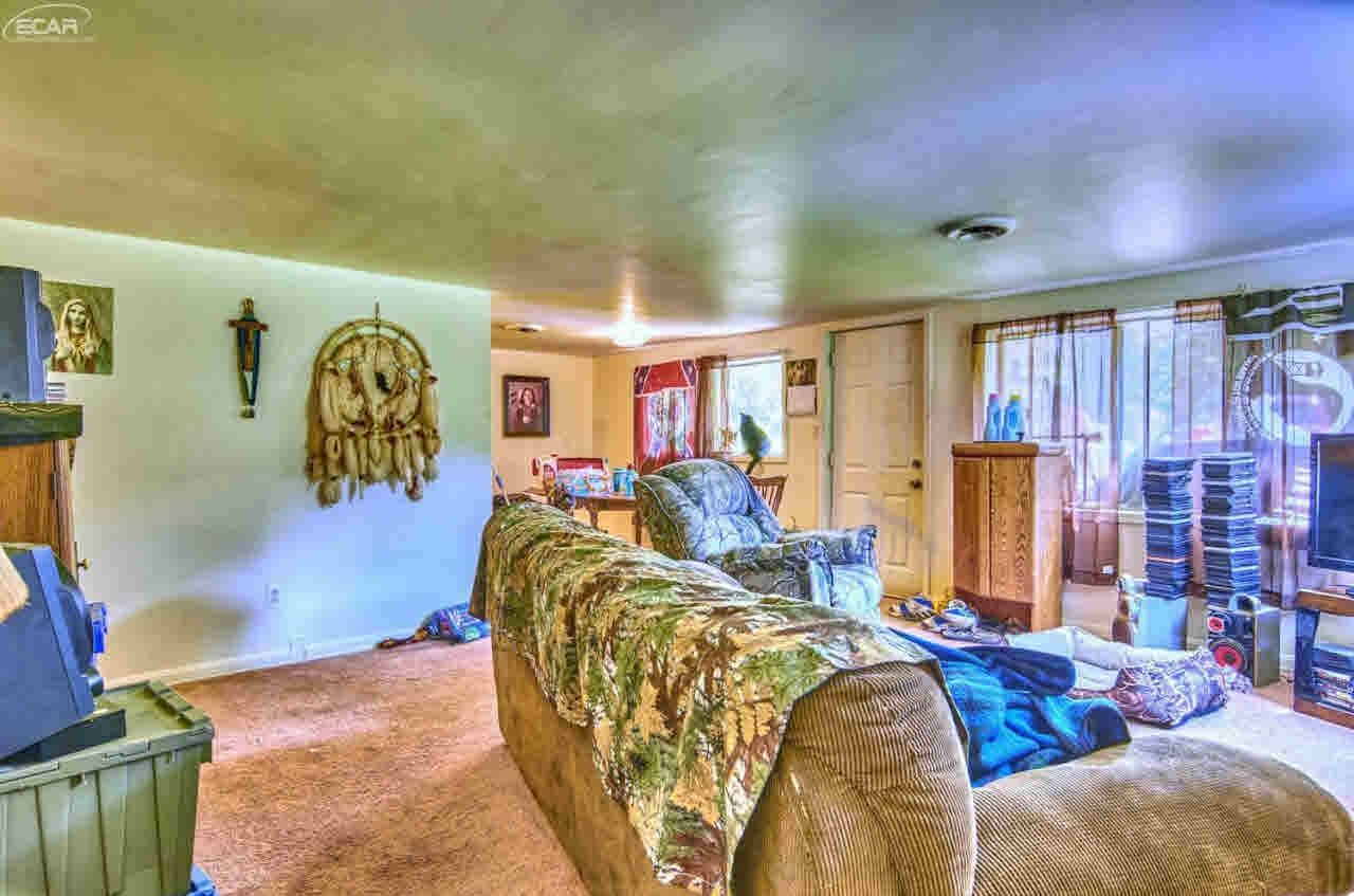 1131 Pratt Road Metamora, MI 48455 - Photo 4 of 19 21176992-3.JPG