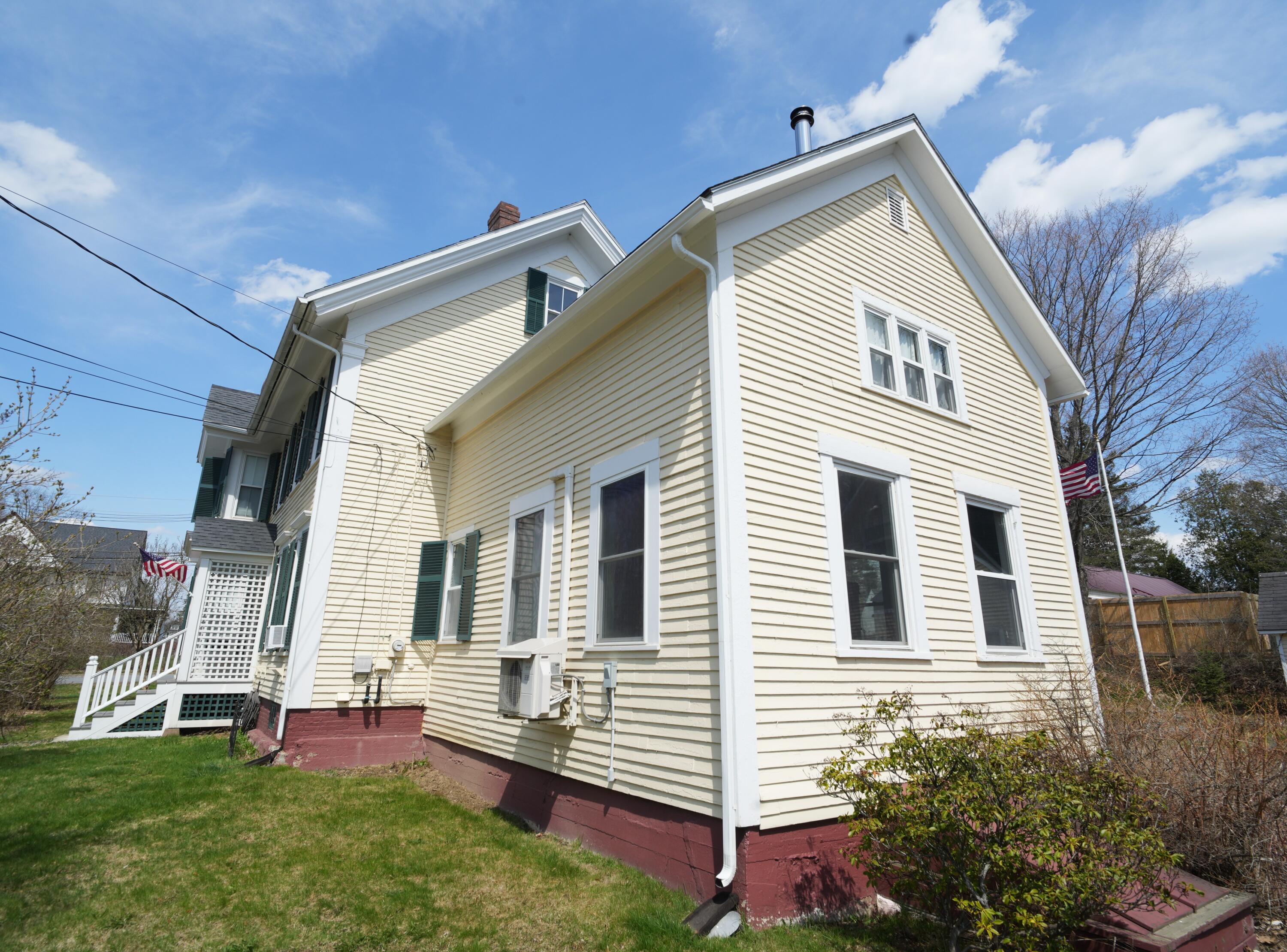 129 Main Street Houlton, ME 04730 - Photo 11 of 102