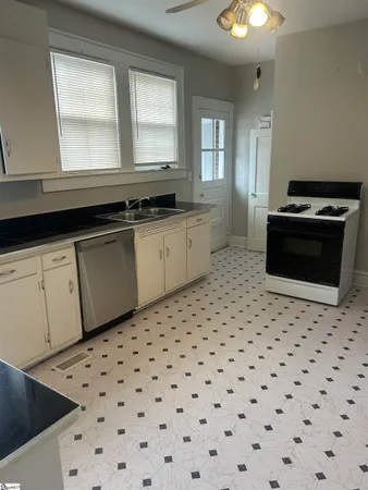 $1,775 | 216 Randall Street, Greenville, SC 29609