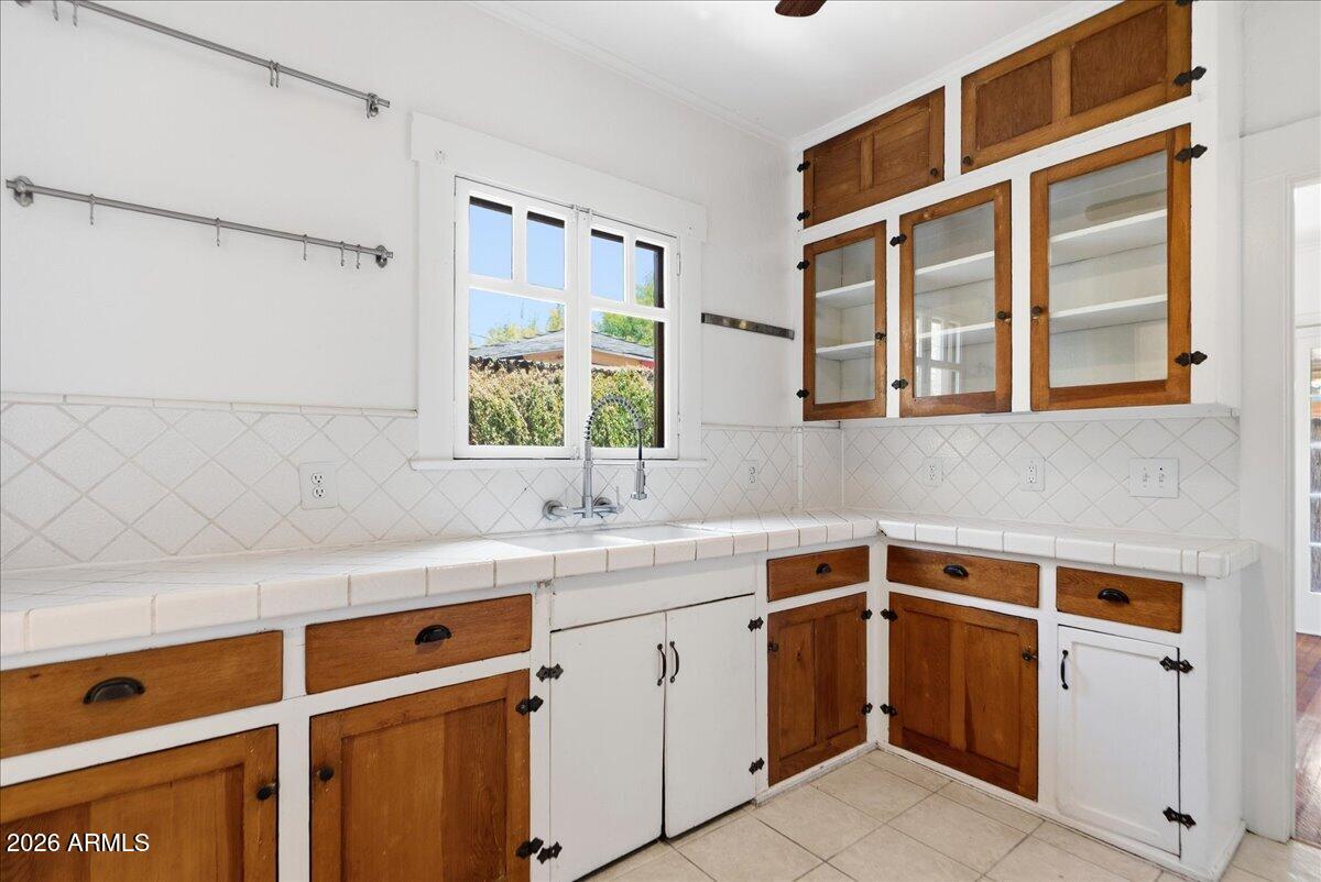 930 East Coronado Road, Unit BACK Phoenix, AZ 85006 - Photo 10 of 25