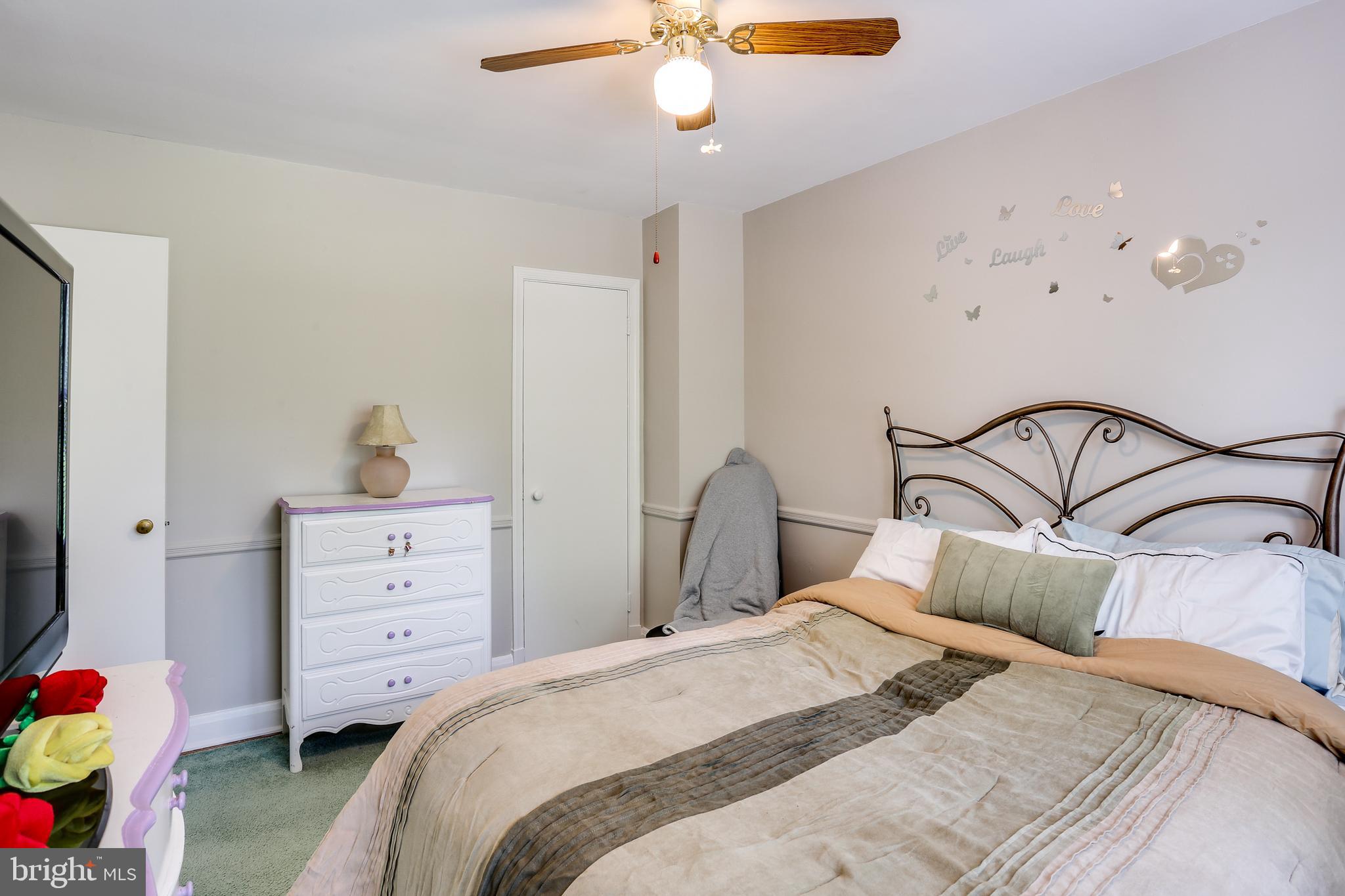 6108 Mt Ridge Road Baltimore, MD 21228 - Photo 14 of 25
