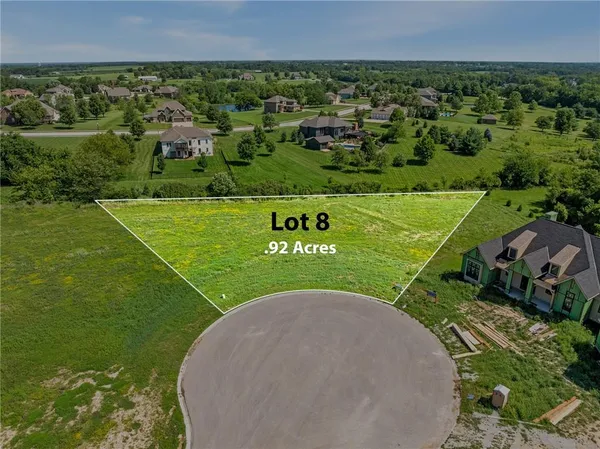 $225,000 | 13324 Winner's Circle, Smithville, MO 64089