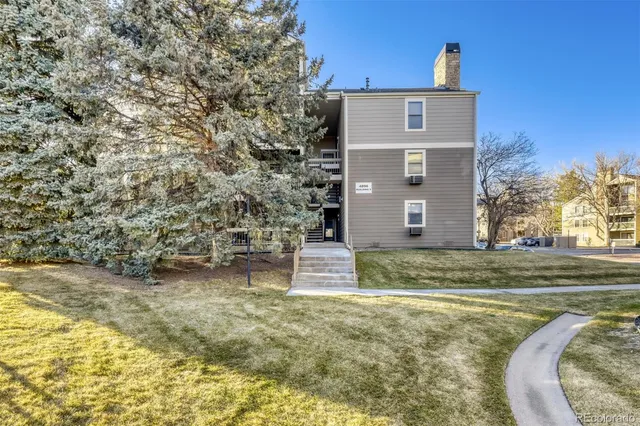 $317,000 | 4896 South Dudley Street, Unit 2, Littleton, CO 80123