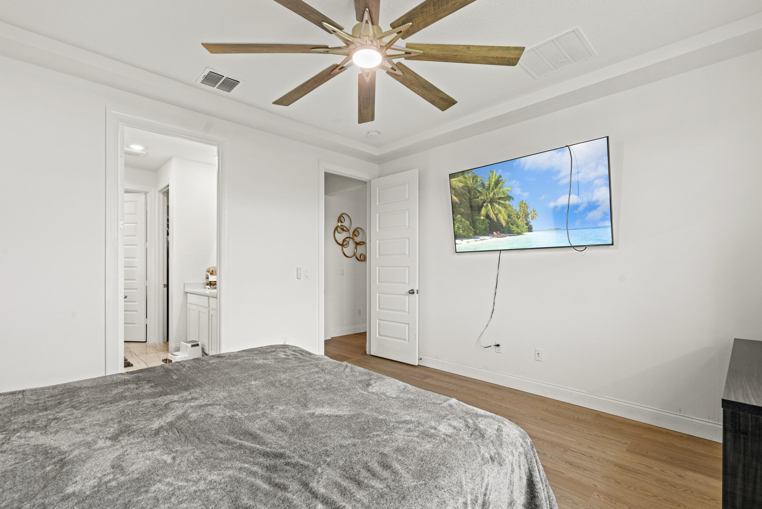 8906 Dahlia Circle Port St. Lucie, FL 34986 - Photo 16 of 47 a view of room with window and ceiling fan