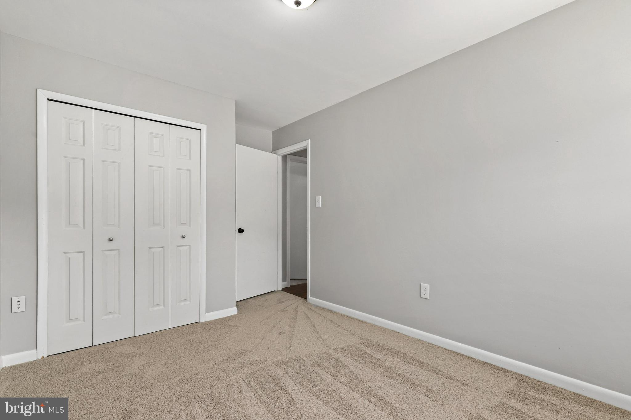 14318 Lindendale Road Woodbridge, VA 22193 - Photo 17 of 35