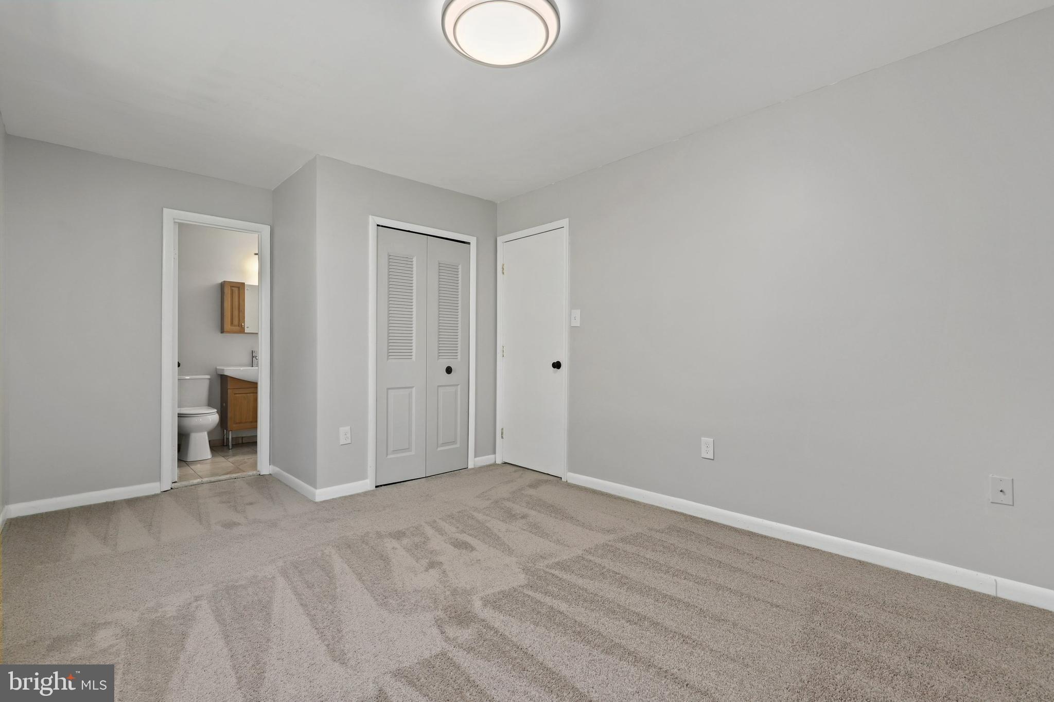 14318 Lindendale Road Woodbridge, VA 22193 - Photo 19 of 35