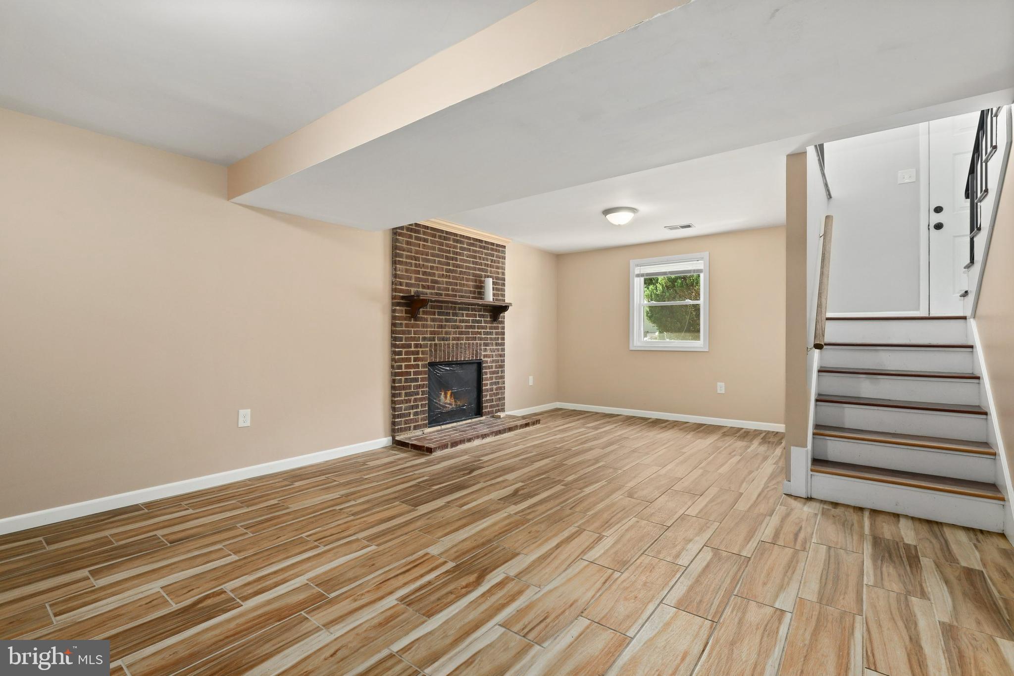 14318 Lindendale Road Woodbridge, VA 22193 - Photo 21 of 35