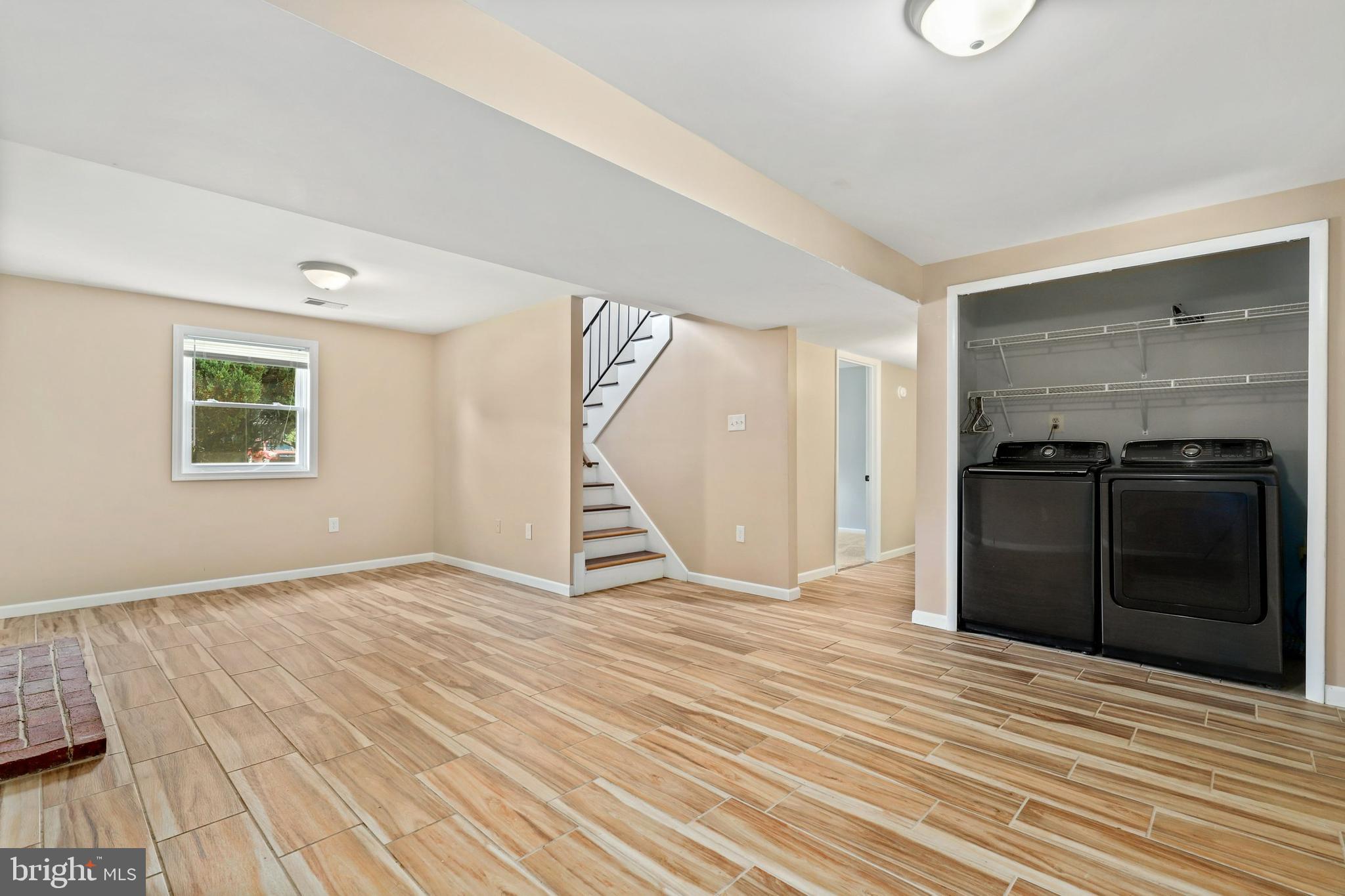 14318 Lindendale Road Woodbridge, VA 22193 - Photo 22 of 35
