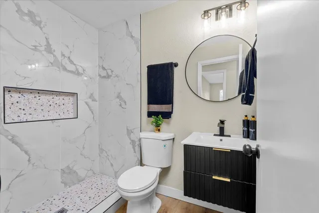 $459,000 | 221 West Pearl Avenue, Stockton, CA 95207