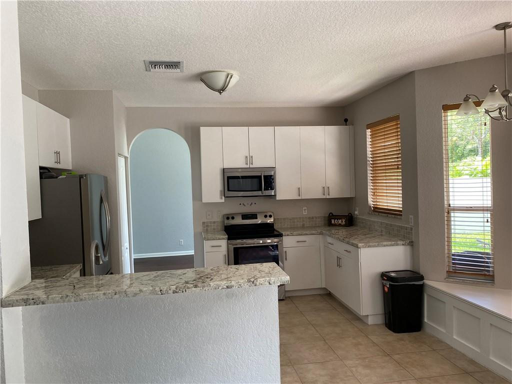 5633 Spanish River Road Fort Pierce, FL 34951 - Photo 11 of 46 Photo 11
