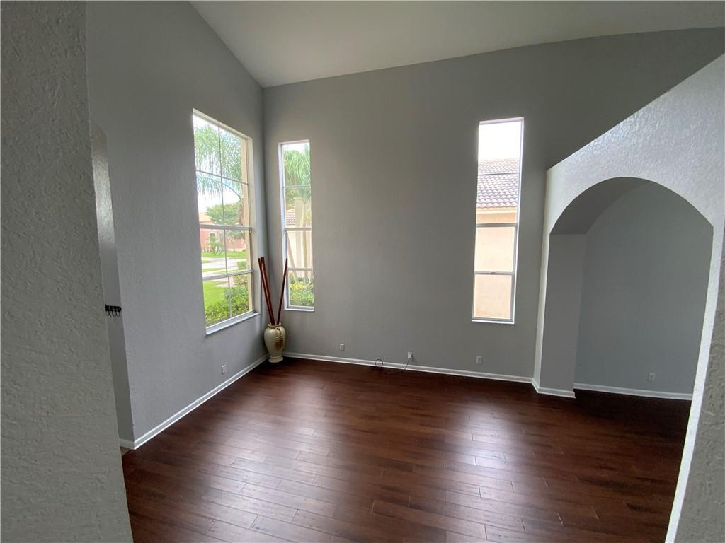 5633 Spanish River Road Fort Pierce, FL 34951 - Photo 5 of 46 Photo 5