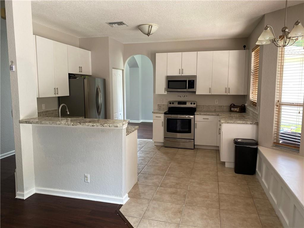 5633 Spanish River Road Fort Pierce, FL 34951 - Photo 10 of 46 Photo 10