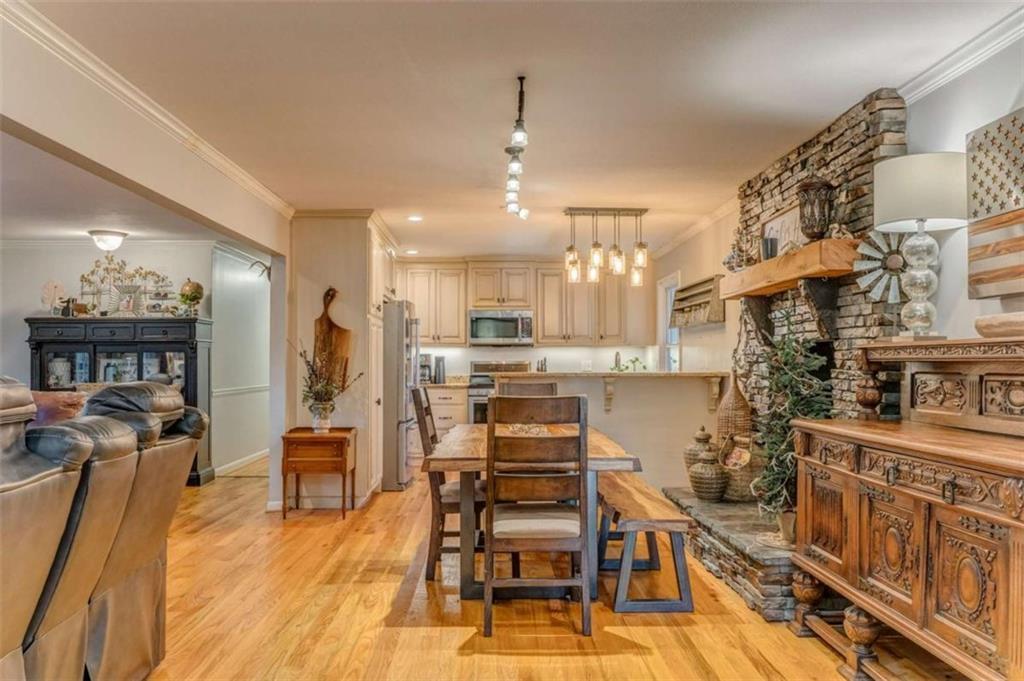 1522 Collard Valley Road Cedartown, GA 30125 - Photo 19 of 56 a view of a kitchen and dining room