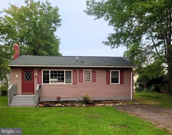 $220,000 | 244 6th Street, Colonial Beach, VA 22443