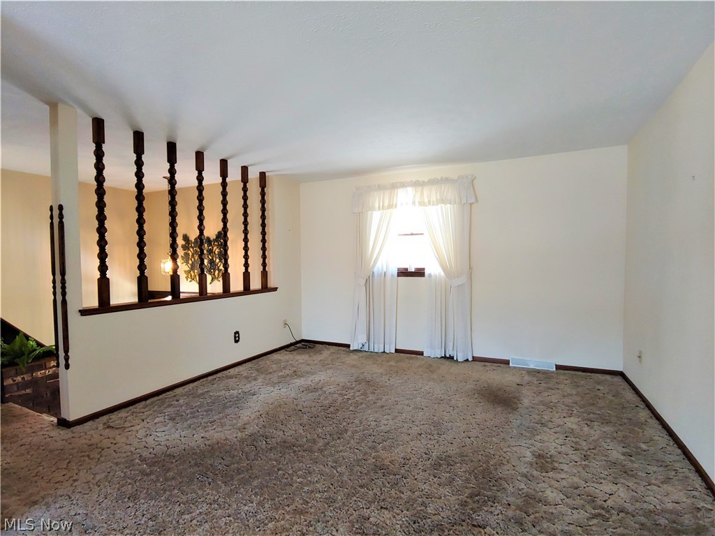8959 Gifford Road Amherst, OH 44001 - Photo 12 of 32 Gallery Image 12