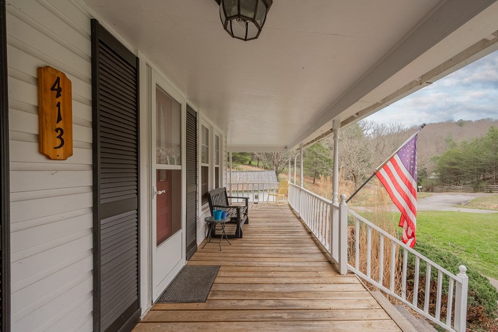 413 Silver Leaf Road Dugspur, VA 24325 - Photo 10 of 72 Gallery Image 10