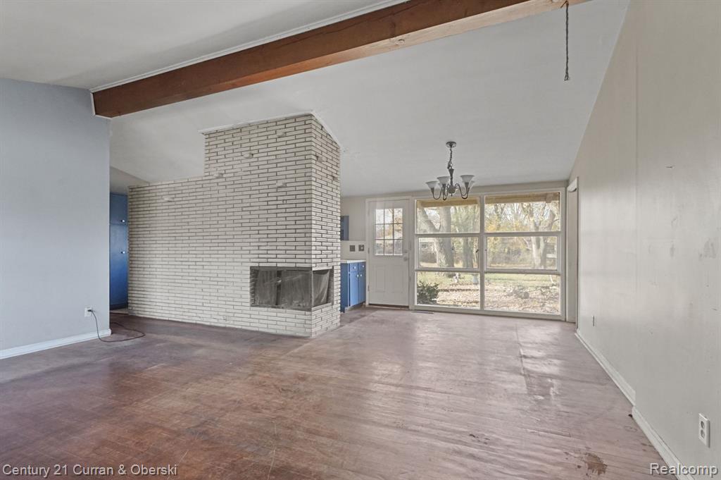 19051 Merriman Road Livonia, MI 48152 - Photo 6 of 24