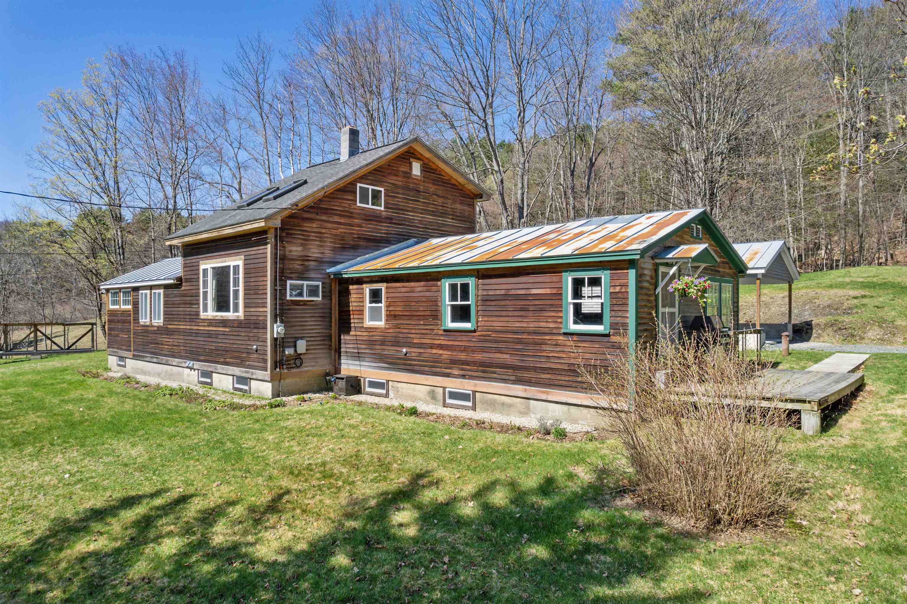 571 New Boston Road Norwich, VT 05055 - Photo 2 of 33