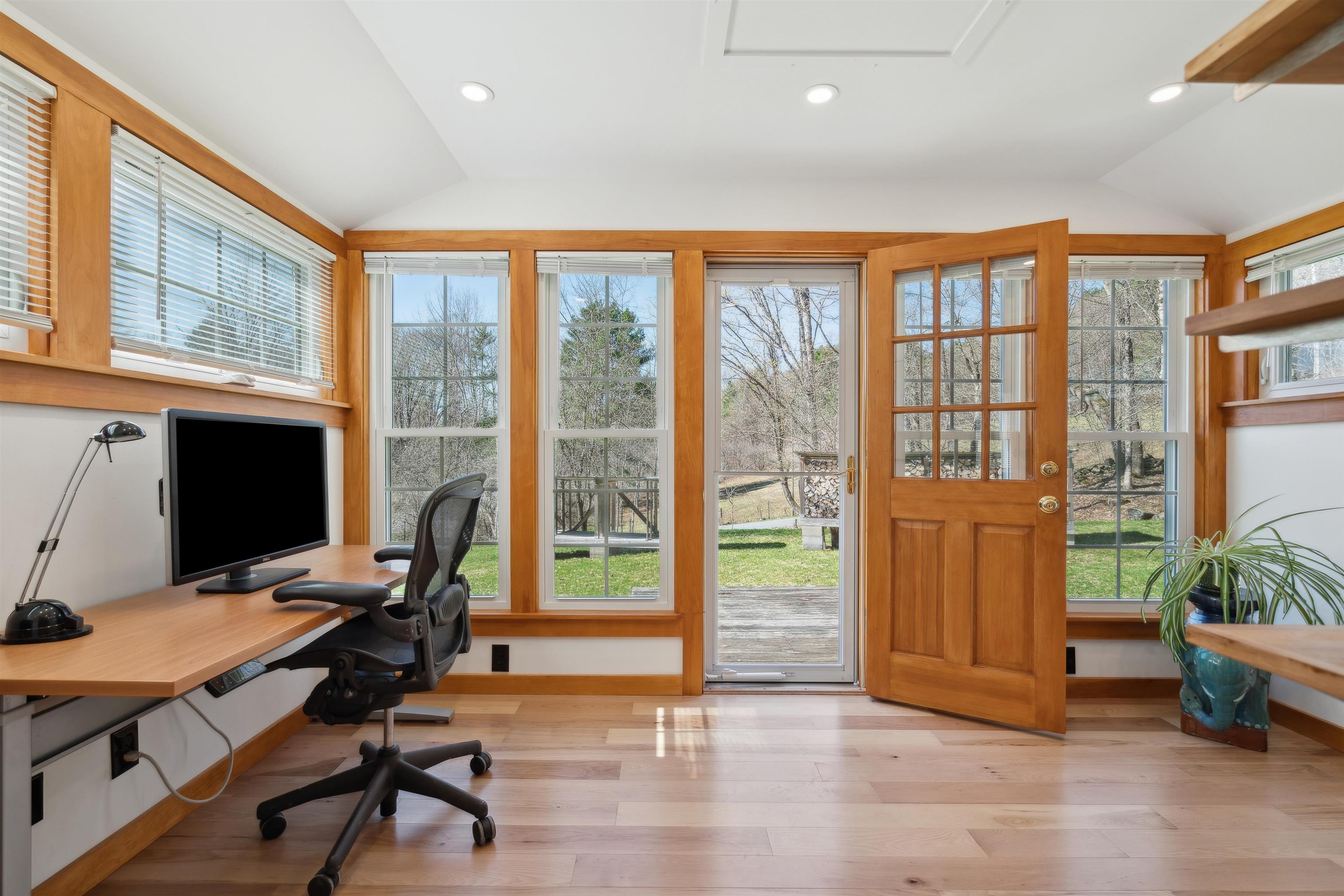 571 New Boston Road Norwich, VT 05055 - Photo 23 of 33