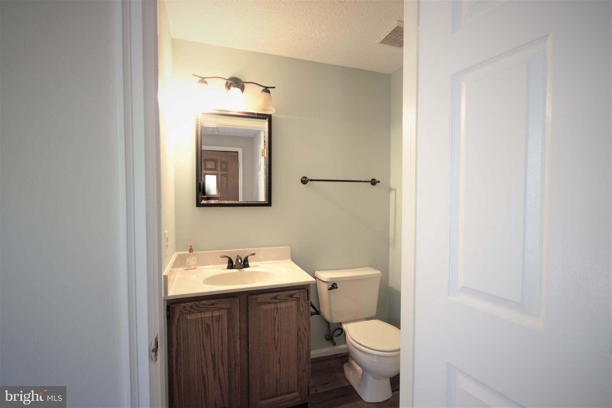 28 Ramsgate Court Baltimore, MD 21227 - Photo 13 of 27 Powder Room (BA)