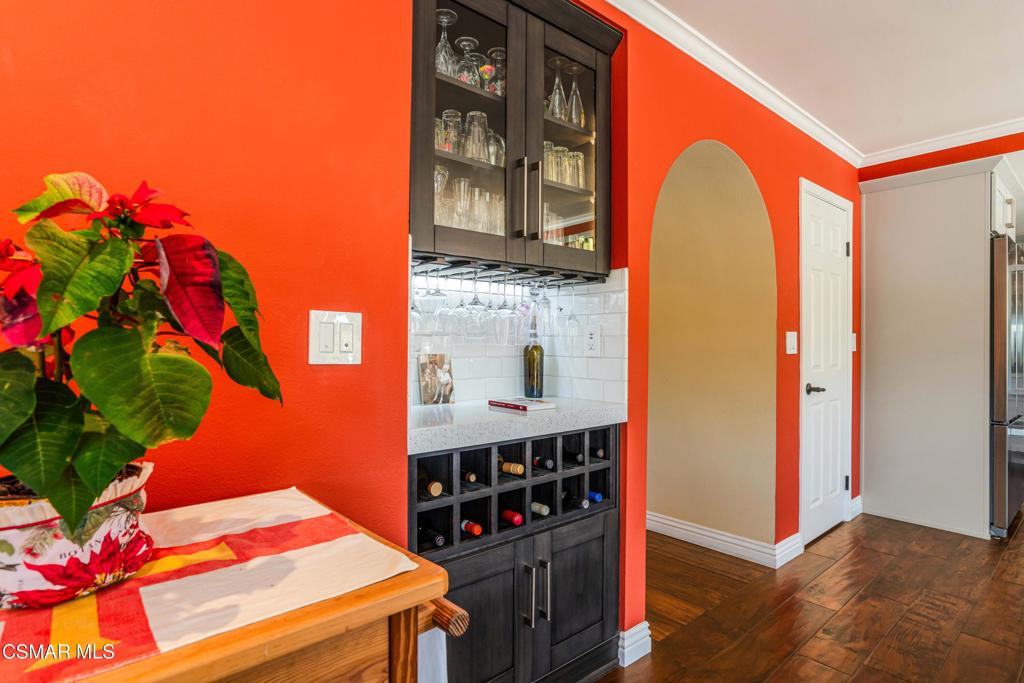 764 Coldbrook Place Simi Valley, CA 93065 - Photo 20 of 56 a view of a outdoor space