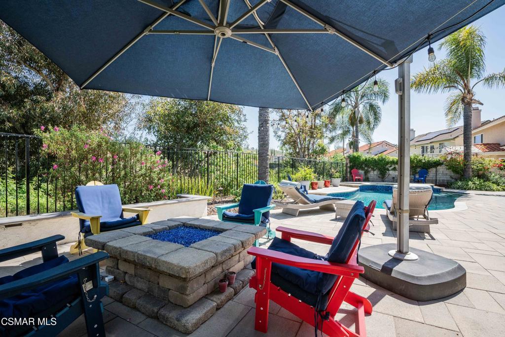 764 Coldbrook Place Simi Valley, CA 93065 - Photo 41 of 56 a outdoor space with furniture