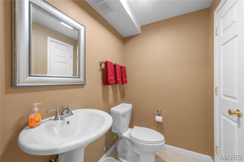 1861 Strawberry Ridge Drive Ballwin, MO 63021 - Photo 21 of 33 Gallery Image 21