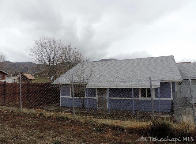 22117 Copper Street Tehachapi, CA 93561 - Photo 29 of 30 Gallery Image 29