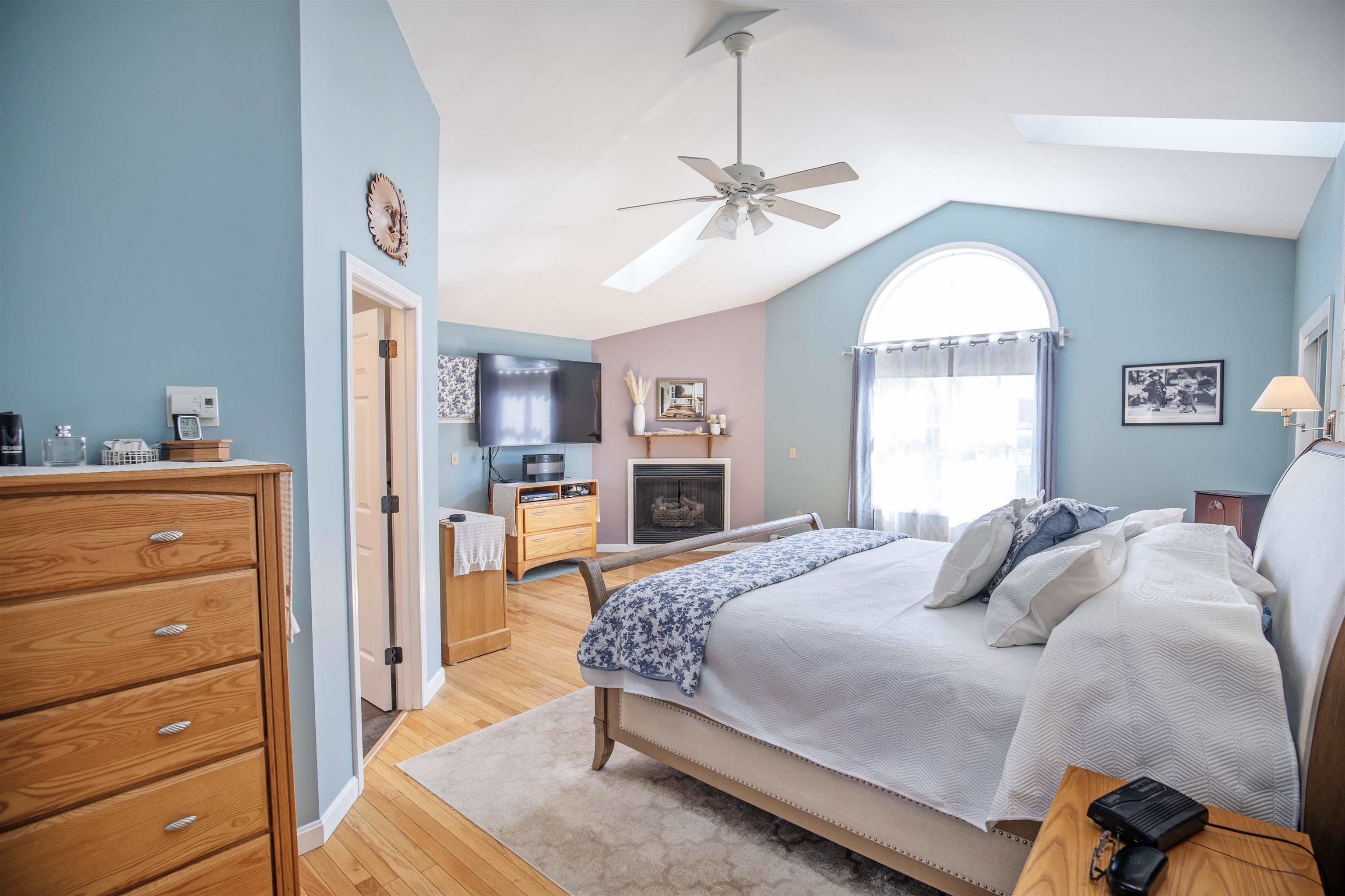 1630 Lake Shore Road Manchester, NH 03109 - Photo 24 of 39 Gallery Image 24