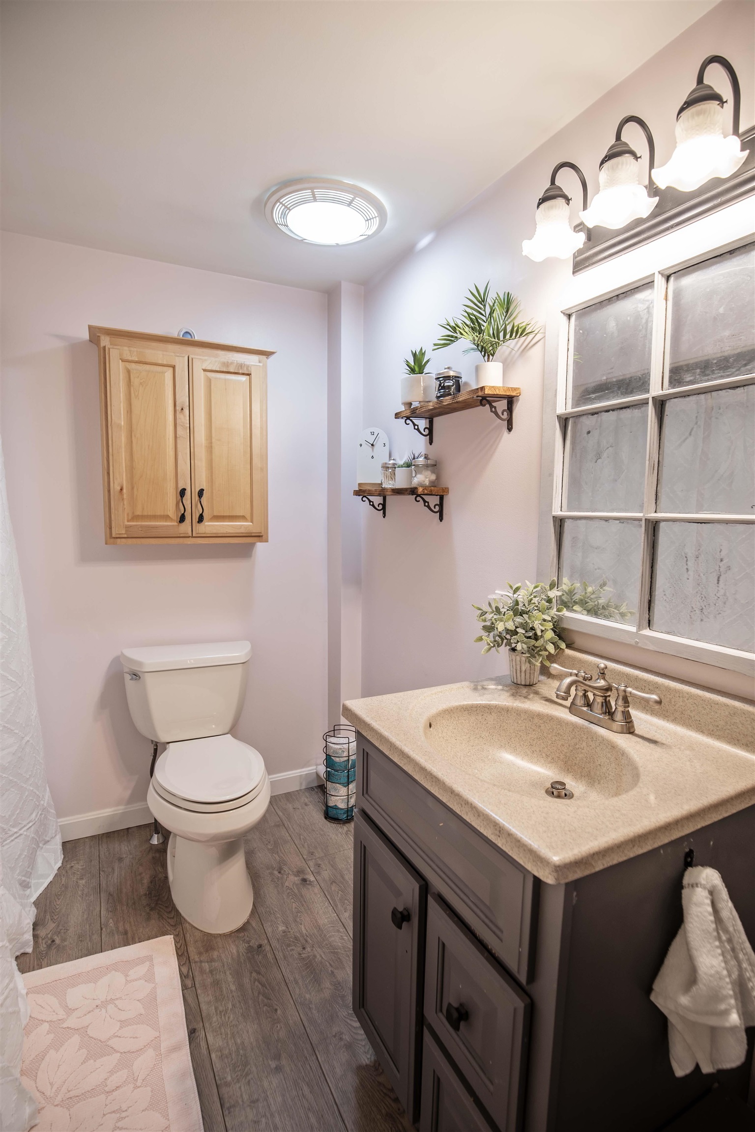 1630 Lake Shore Road Manchester, NH 03109 - Photo 9 of 39 Gallery Image 9