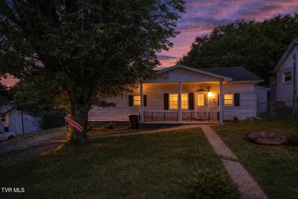 $174,900 | 127 Sparta Street, Greeneville, TN 37745