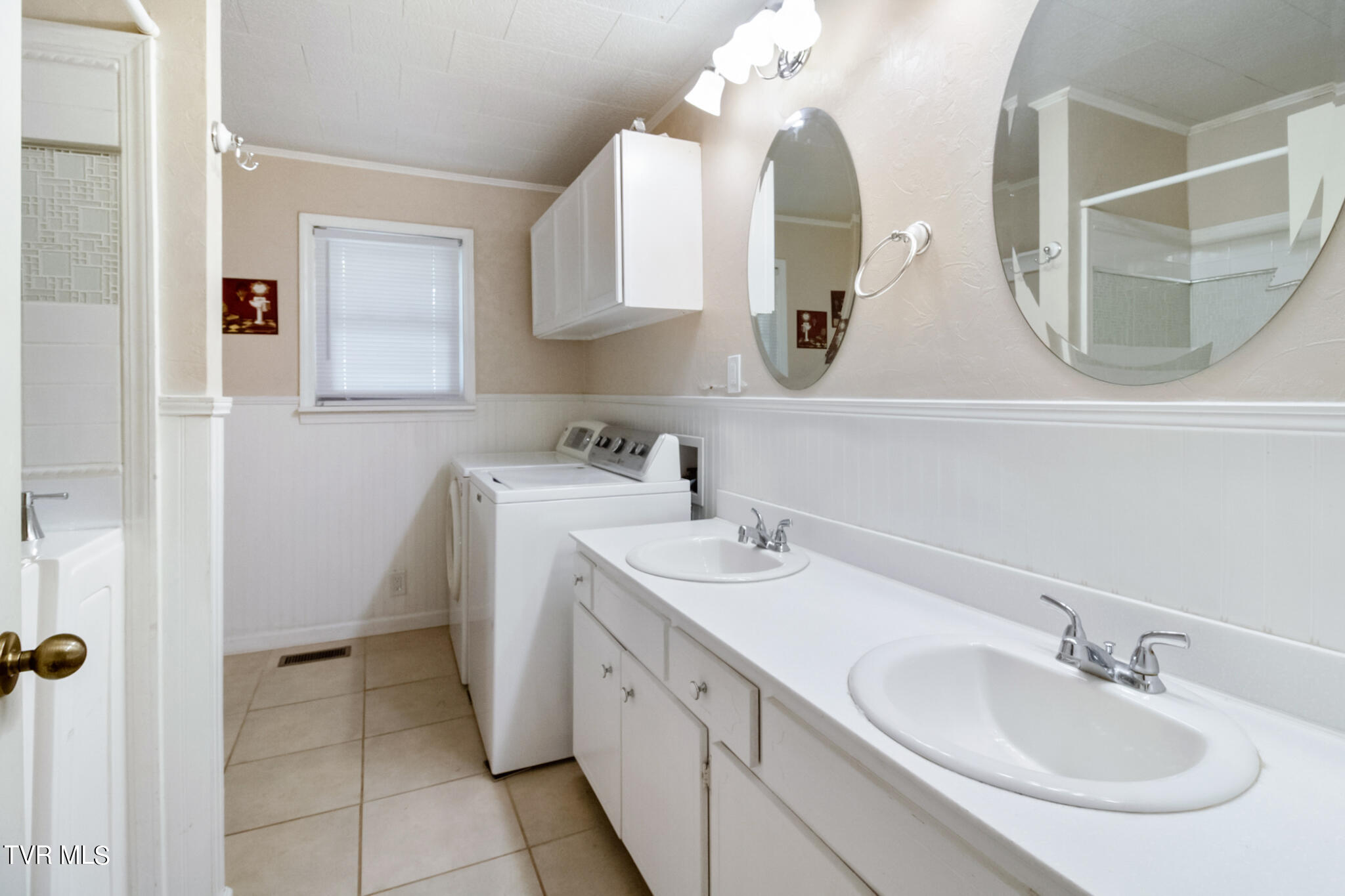 127 Sparta Street Greeneville, TN 37745 - Photo 12 of 27 127 Sparta-35