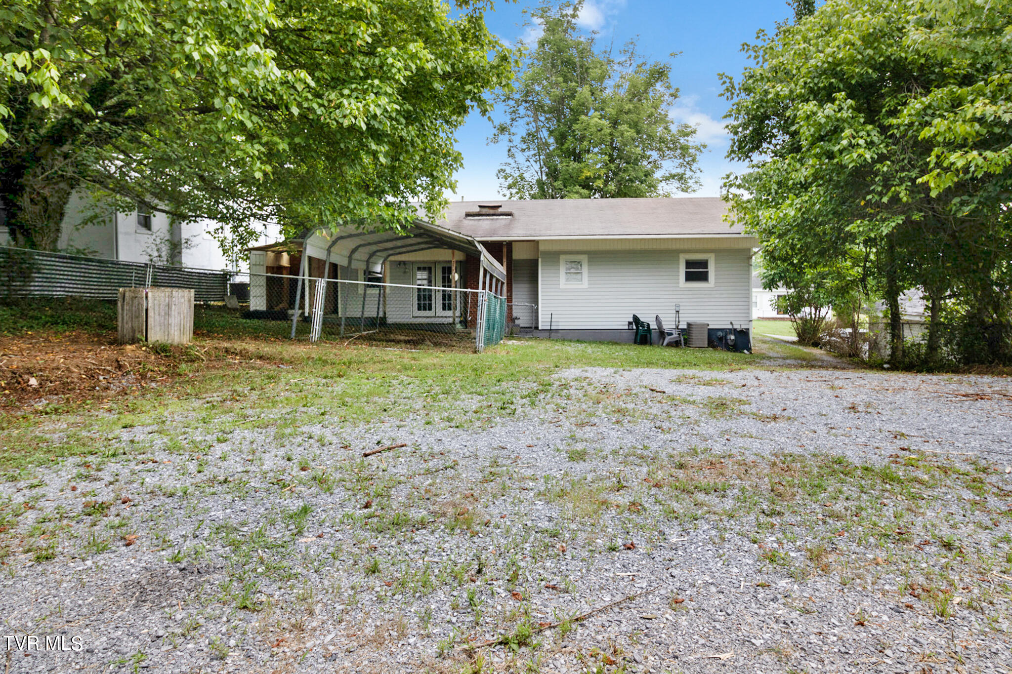 127 Sparta Street Greeneville, TN 37745 - Photo 20 of 27 127 Sparta-71