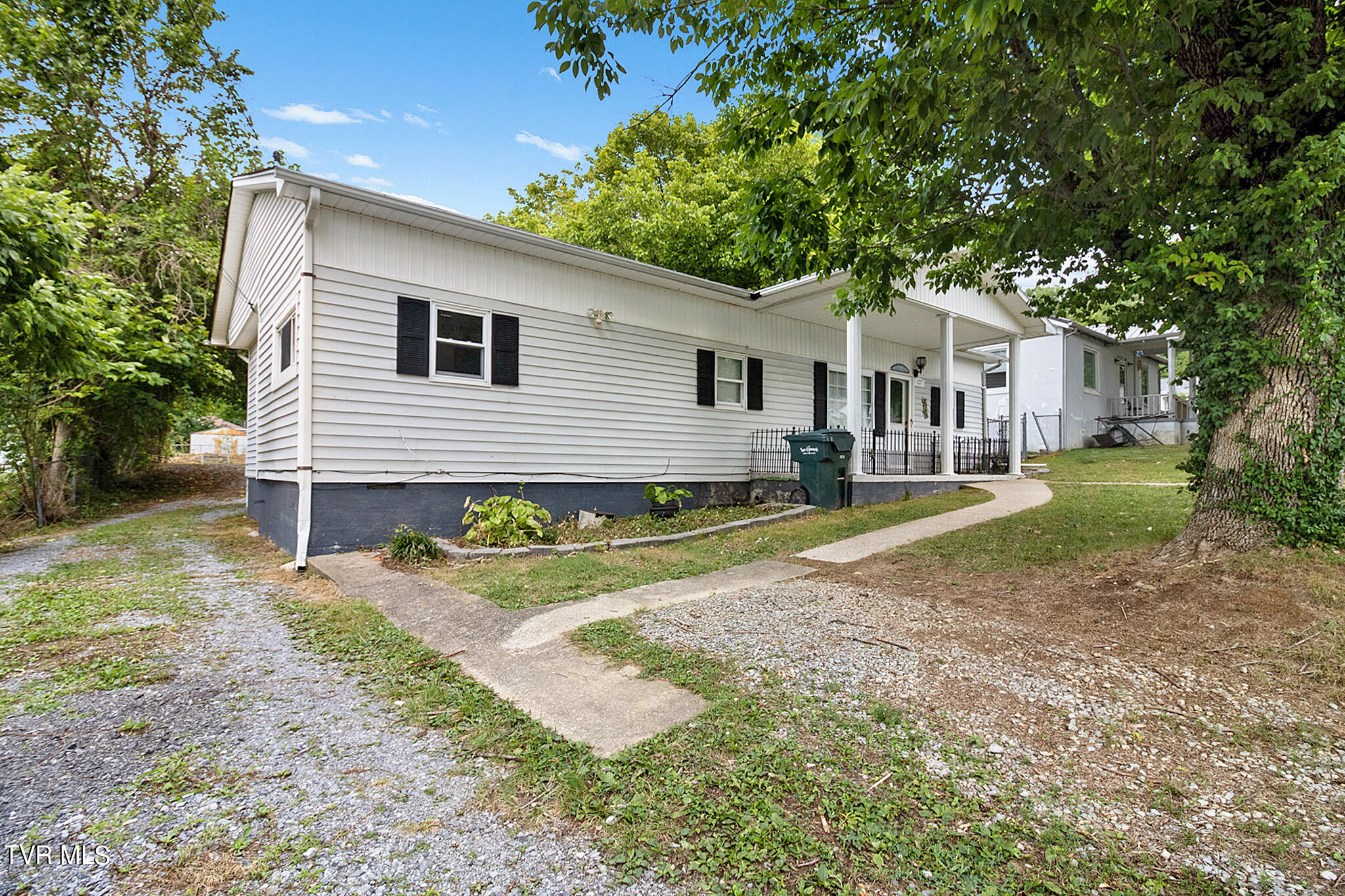 127 Sparta Street Greeneville, TN 37745 - Photo 23 of 27 127 Sparta-7