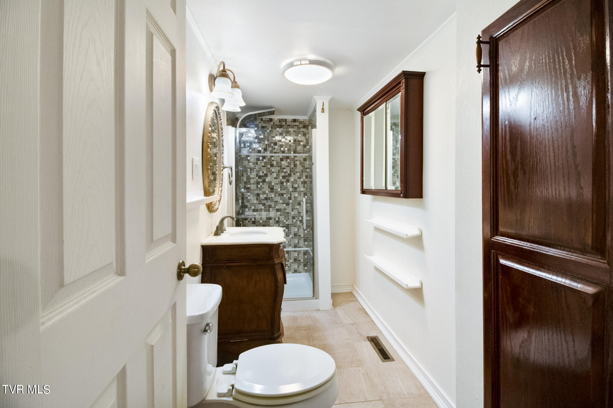 127 Sparta Street Greeneville, TN 37745 - Photo 8 of 27 127 Sparta-41