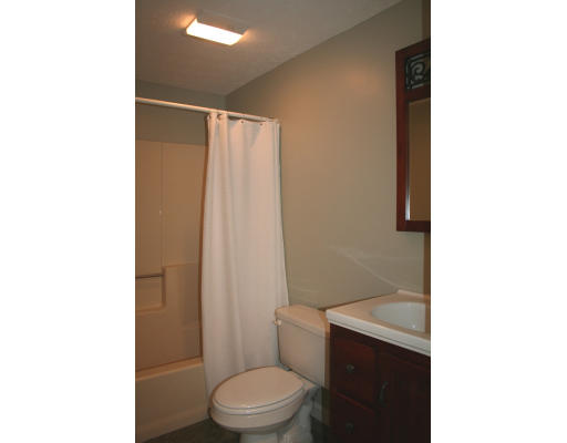 18 B Quisset Road, Unit B Mendon, MA 01756 - Photo 9 of 14 Gallery Image 9
