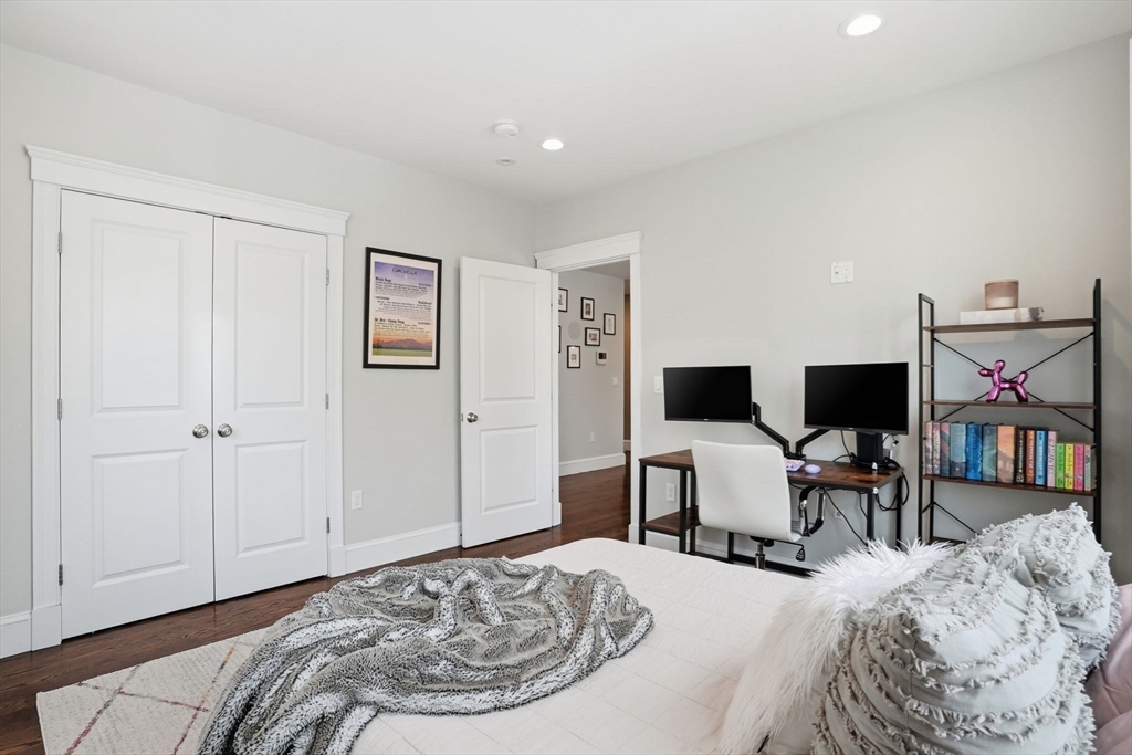 199 West 8th Street, Unit 4 Boston, MA 02127 - Photo 13 of 20