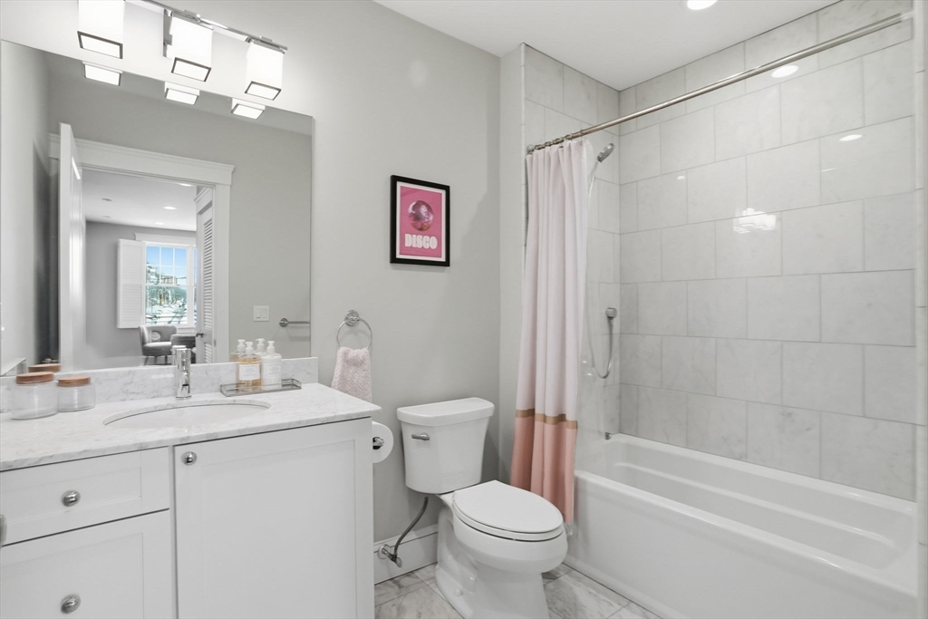 199 West 8th Street, Unit 4 Boston, MA 02127 - Photo 14 of 20