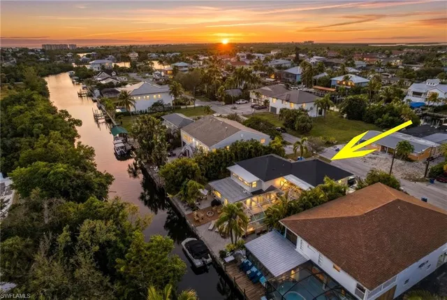 $1,295,000 | 4811 Gary Road, Bonita Springs, FL 34134