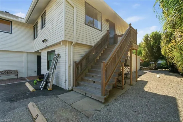 $1,295,000 | 4811 Gary Road, Bonita Springs, FL 34134